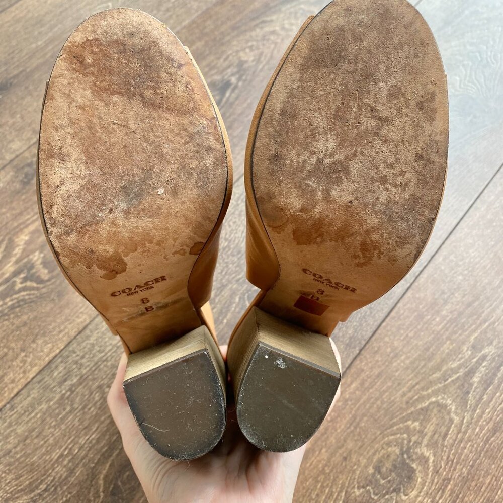 COACH Saratoga Tan Open Toe Booties Size 8 - Picture 4 of 7
